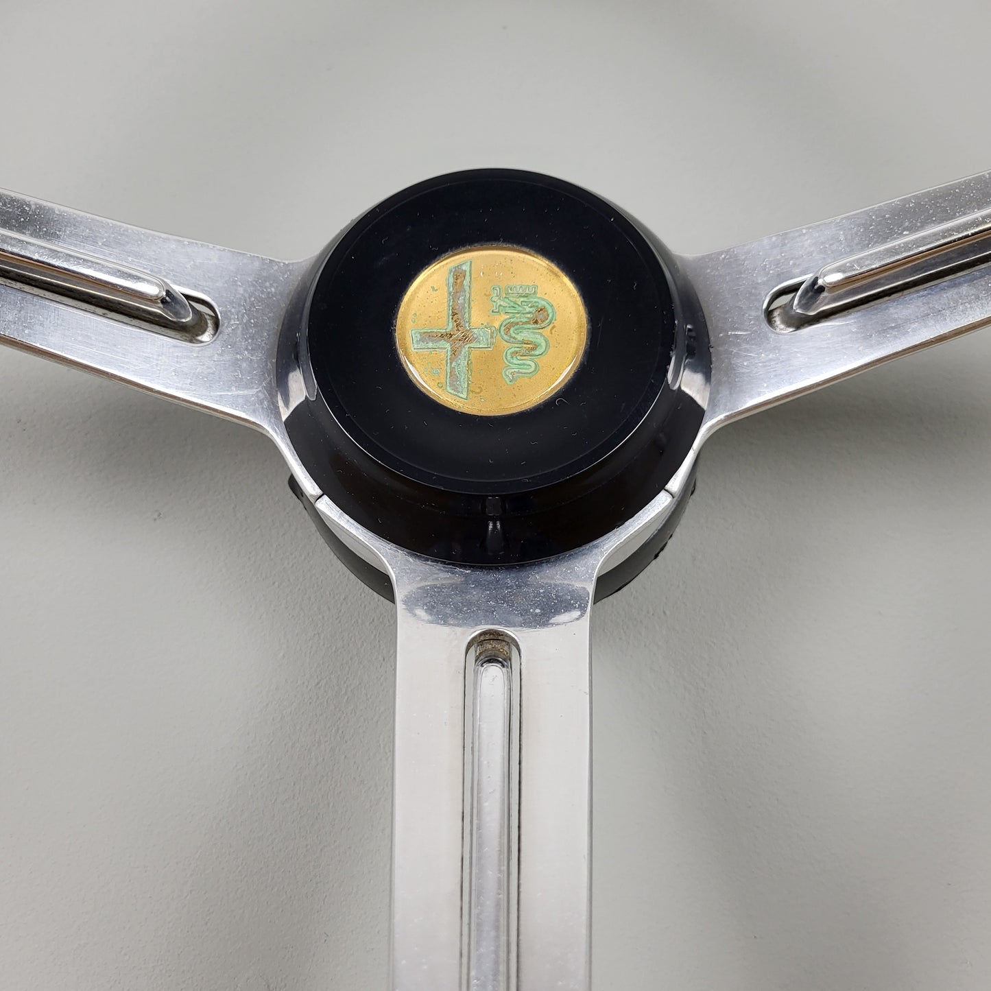 Alfa Romeo Giulia Super Biscione / 1750 Berlina / GTV steering wheel (1972)