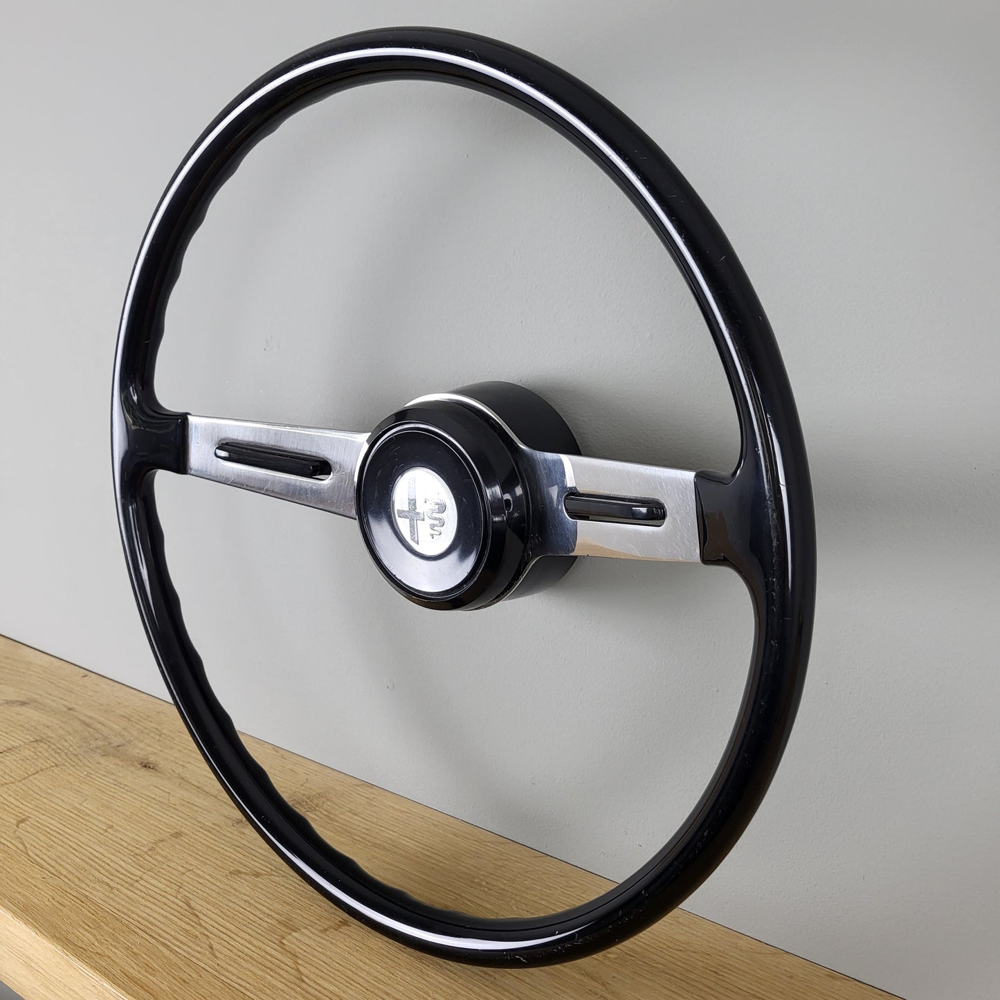 Alfa Romeo GT Junior scalino steering wheel (1969)
