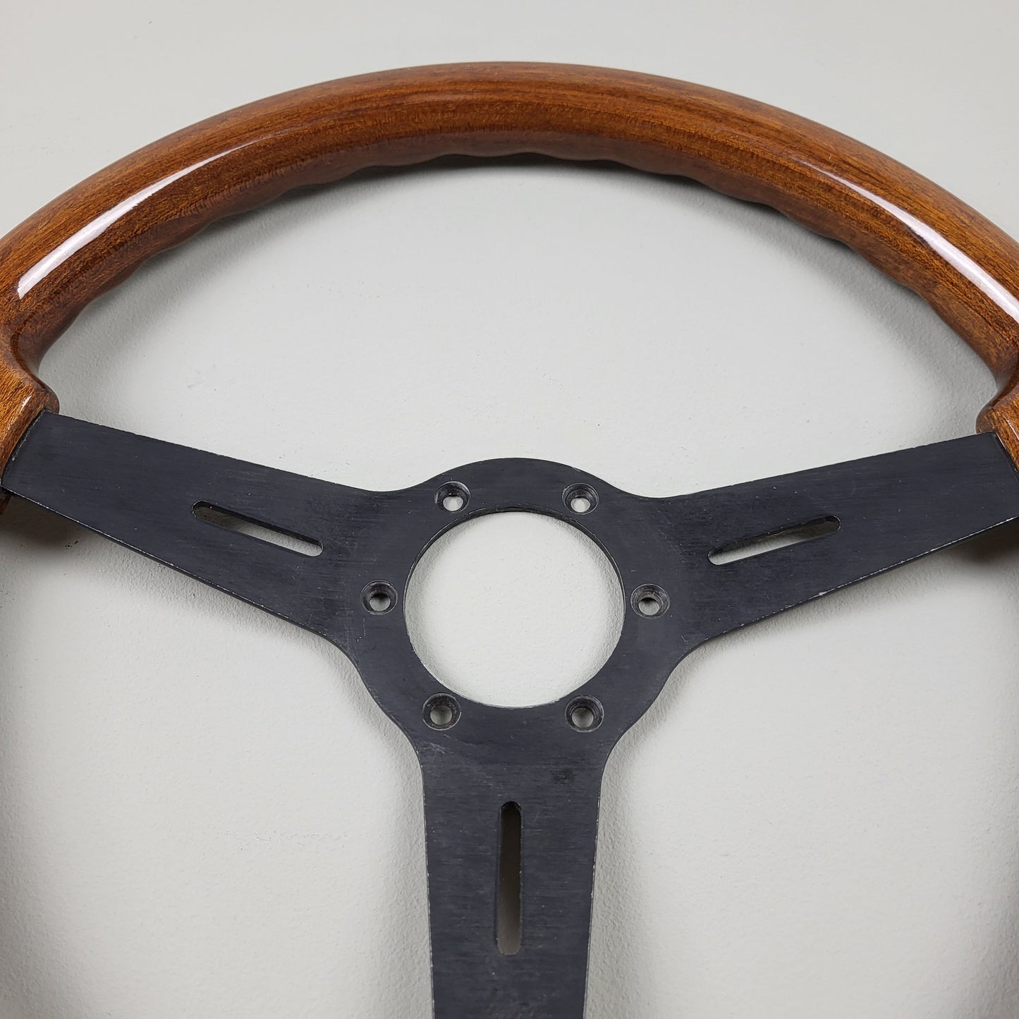 Luisi Classico wooden steering wheel (1990)