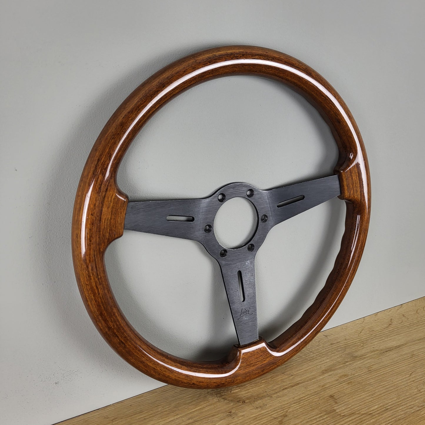 Luisi Classico wooden steering wheel (1990)