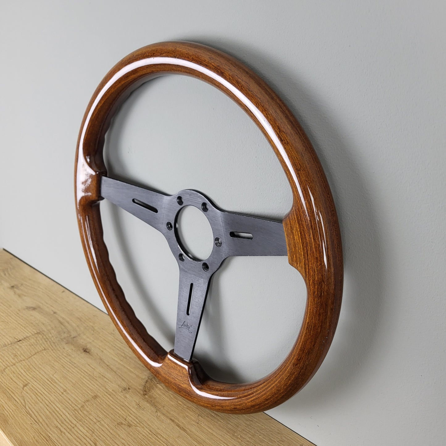 Luisi Classico wooden steering wheel (1990)
