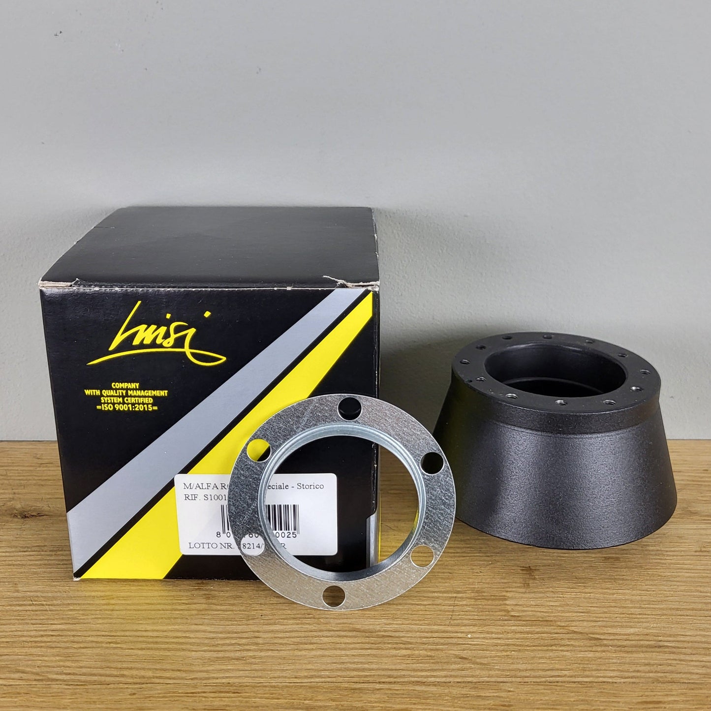 Alfa Romeo Giulia / GT Junior / Berlina / Spider / Duetto / Junior Zagato steering wheel hub adapter kit Luisi S1001 (NEW)