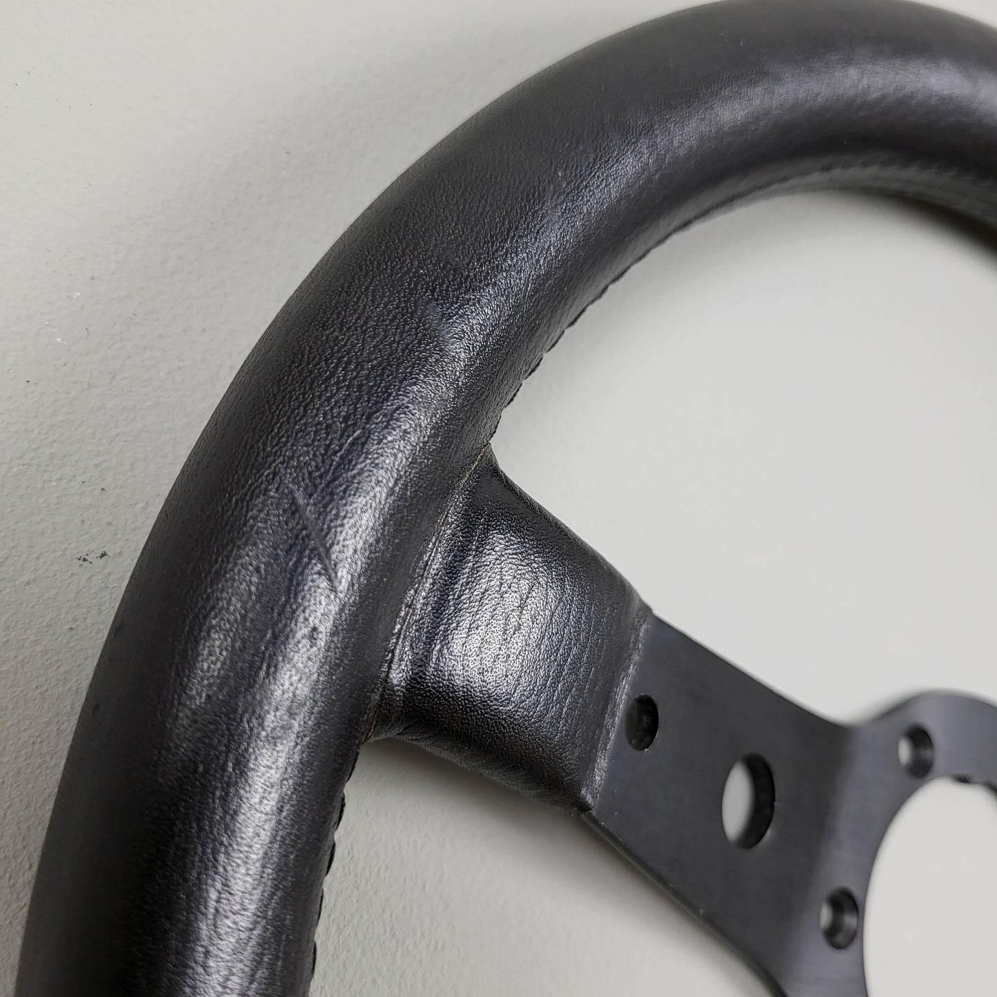 Luisi Classico leather steering wheel (1984)