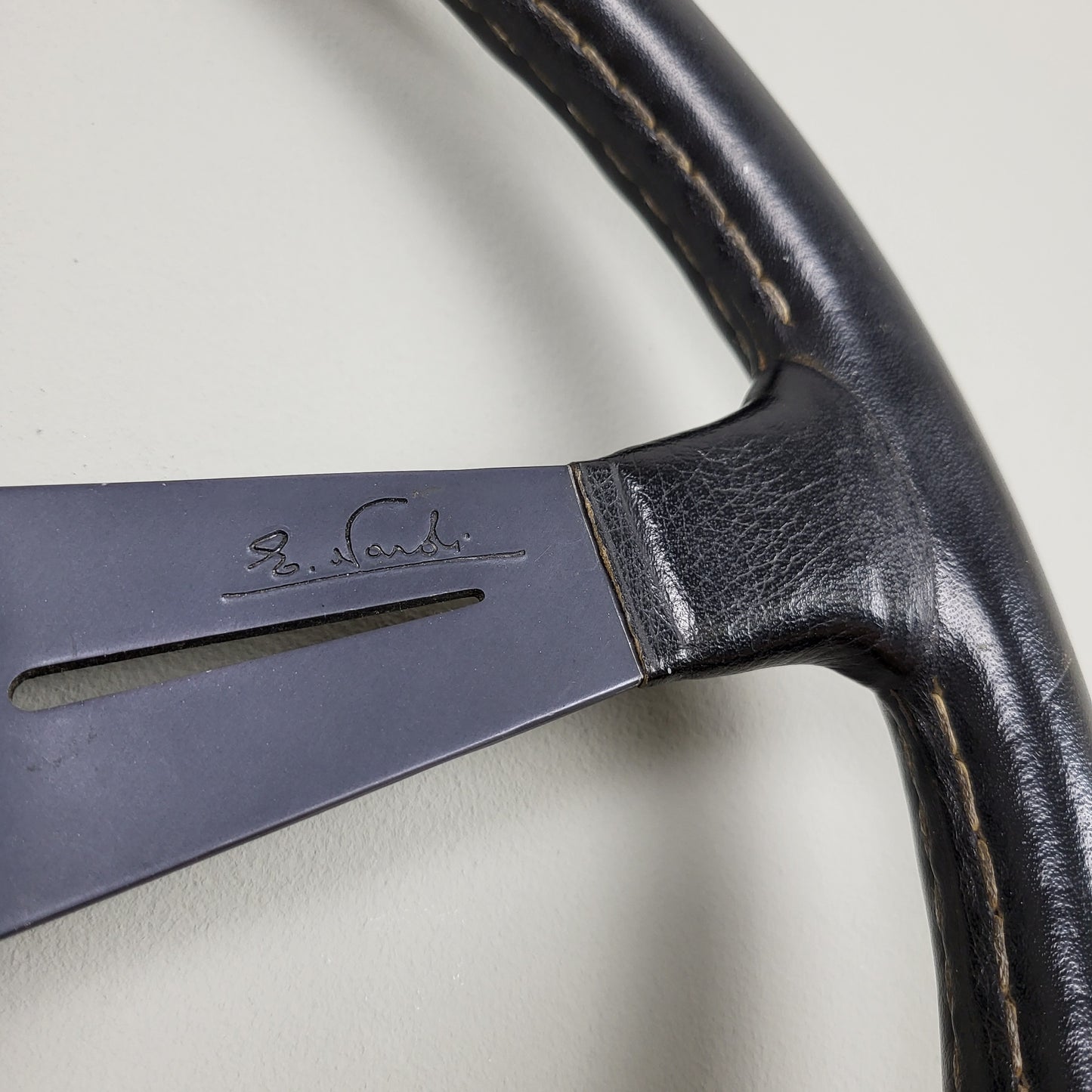 Nardi Classic leather steering wheel (1975)