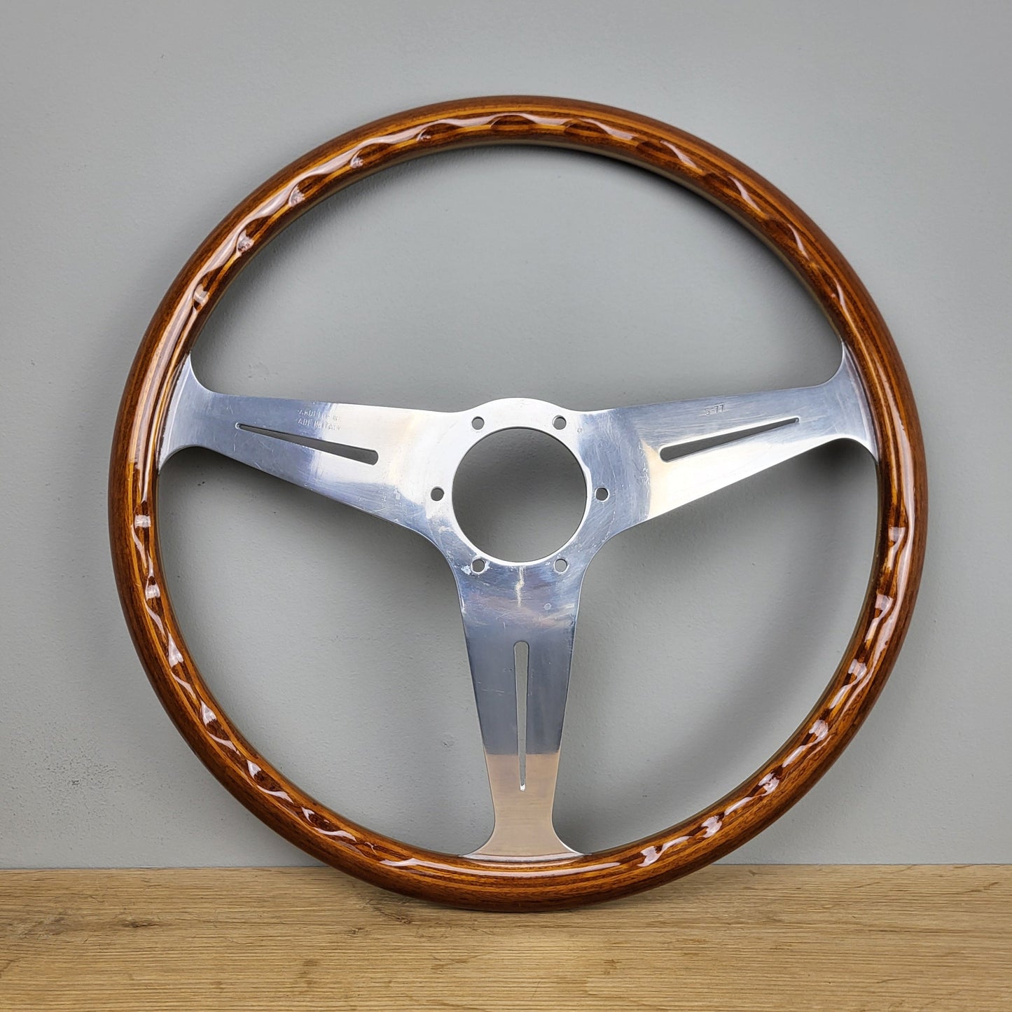 Nardi Classico mahogany wood steering wheel (1977)