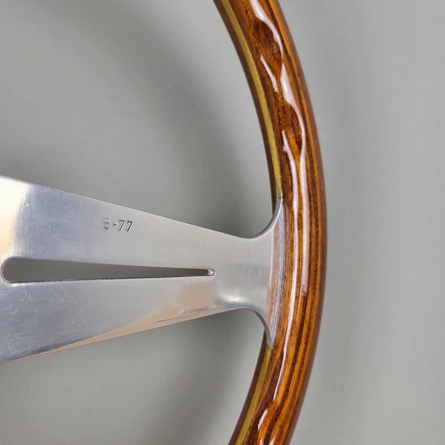 Nardi Classico mahogany wood steering wheel (1977)