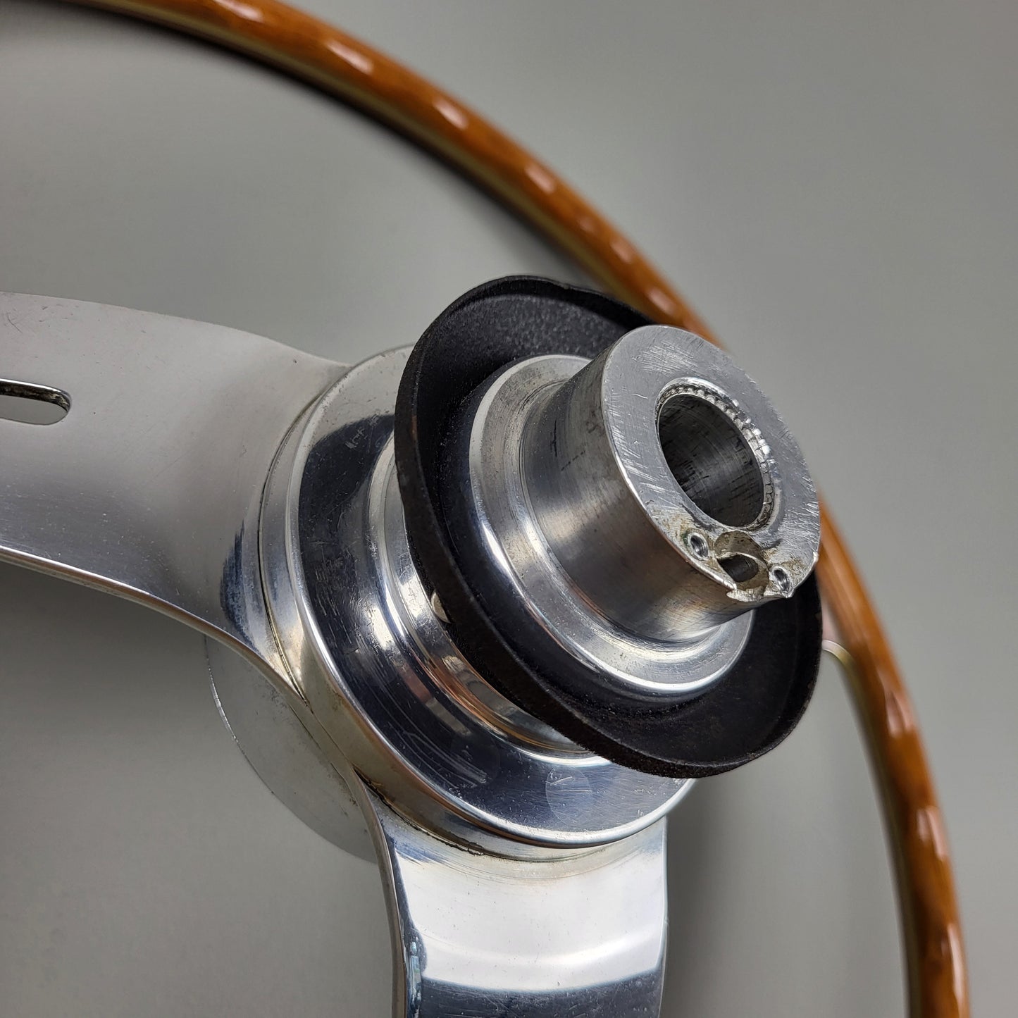 Nardi Anni 60 wooden steering wheel (1966)