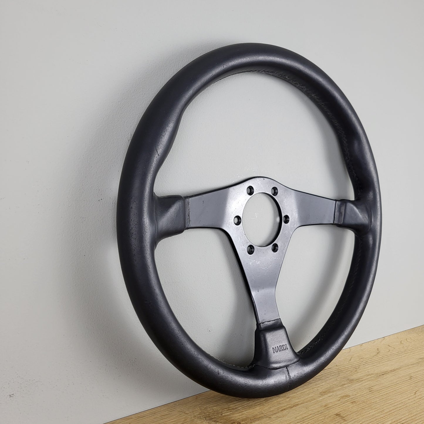 Nardi Gara 3/II leather steering wheel (1990s)