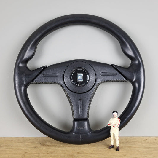 Accessori 1/43 Volanti Tipo Nardi Classic Razze Forate Anni '60 Tron Accessori 1/43 Volanti Tipo Nardi Classic Razze Forate Anni '60 Tron