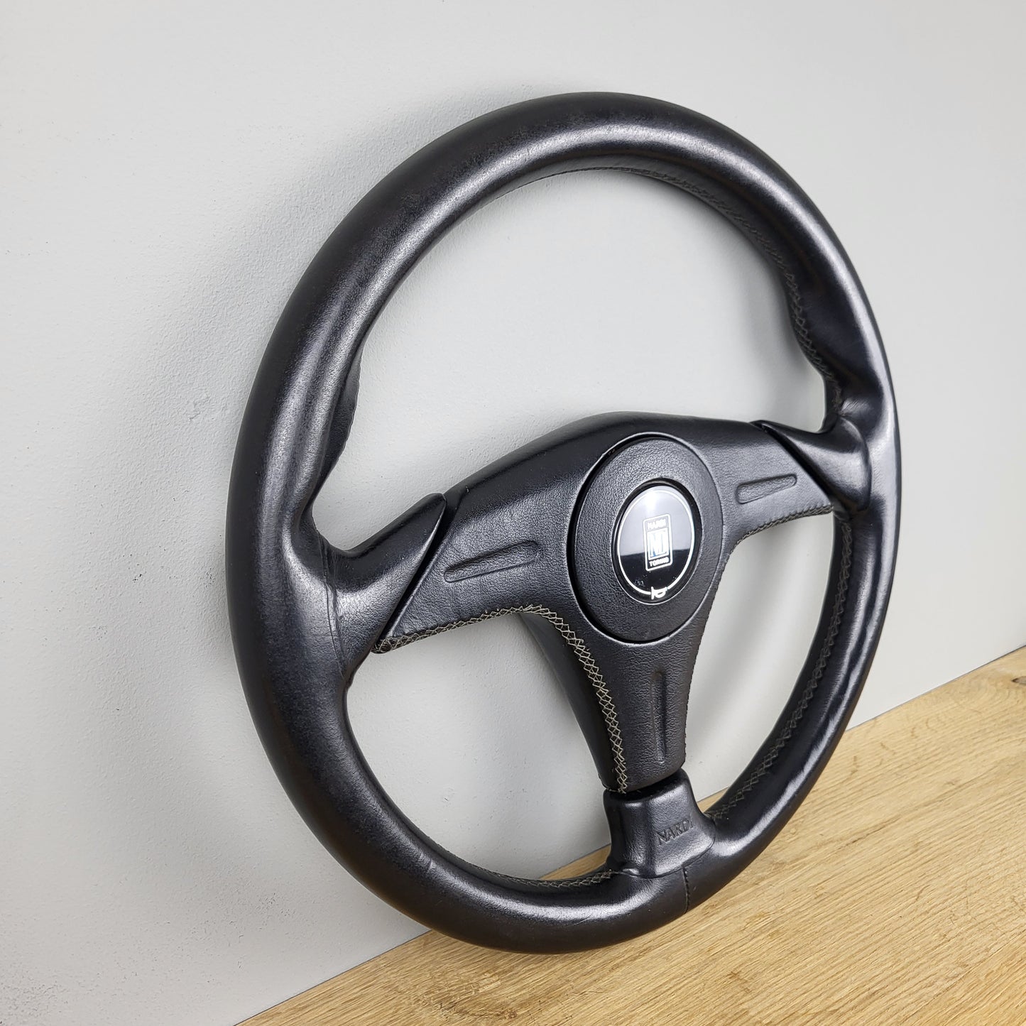 Nardi Gara Z3 leather steering wheel (1992)