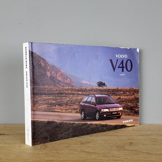 Volvo V40 owners manual (1996)