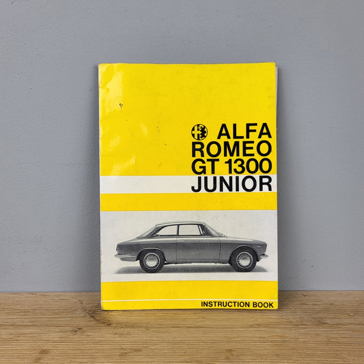Alfa Romeo GT 1300 Junior instruction book (1967)