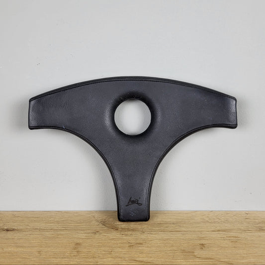 Luisi steering wheel center pad