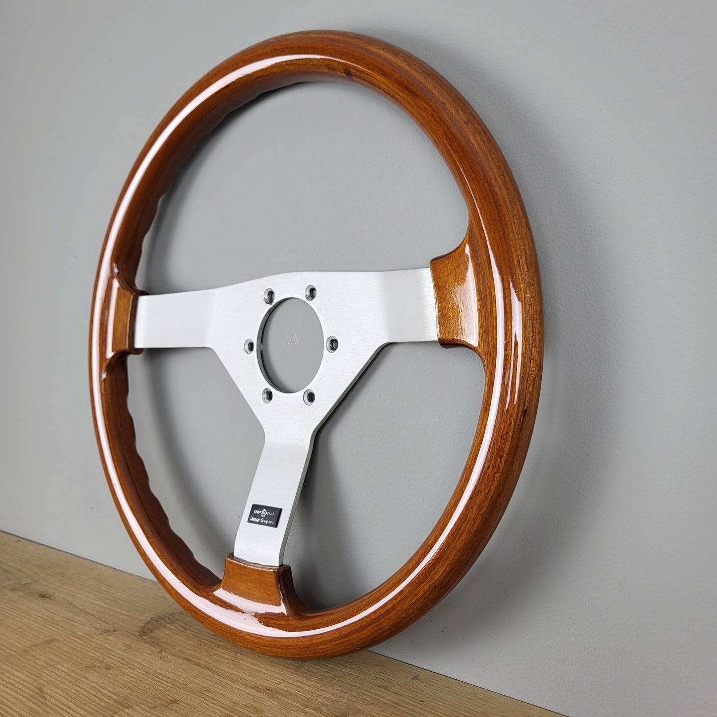 Personal Design Giugiaro wooden steering wheel (1986)