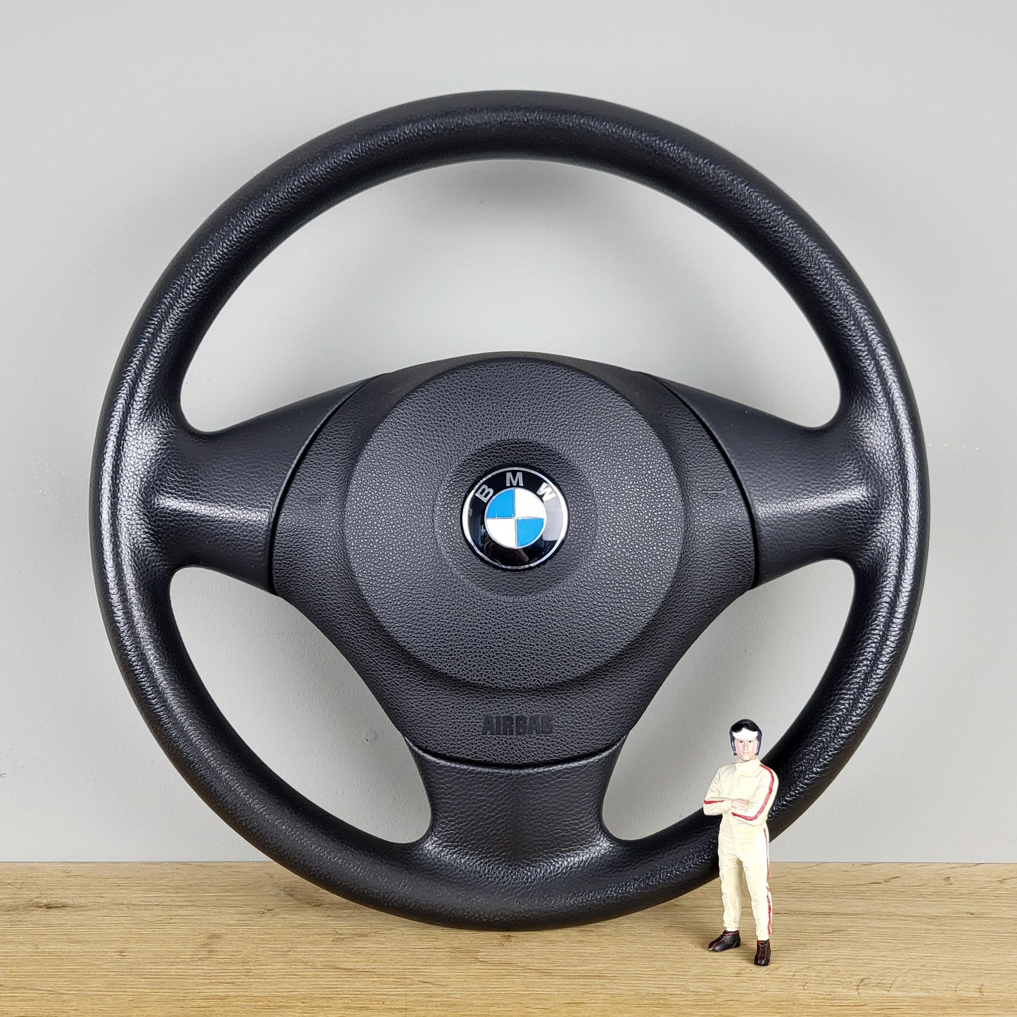 BMW E87 1-series steering wheel (2004-2011)