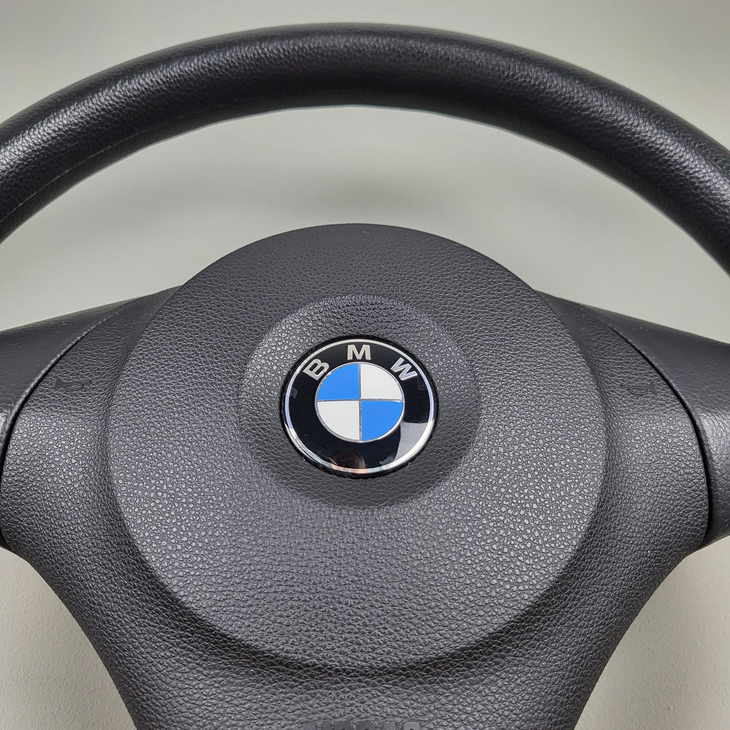 BMW E87 1-series steering wheel (2004-2011)