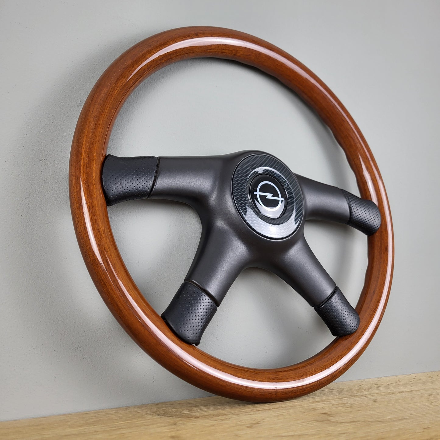 Opel Calibra / Vectra OPC / Astra GSI wooden steering wheel (1988)