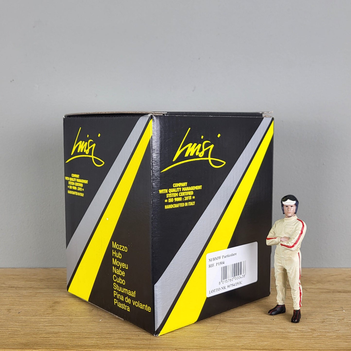 BMW E24 / E30 / E32 / E34 steering wheel hub adapter Luisi P1504 (NEW)