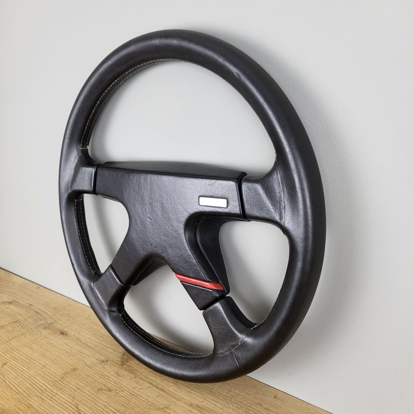 Victor Sport leather steering wheel (1988)