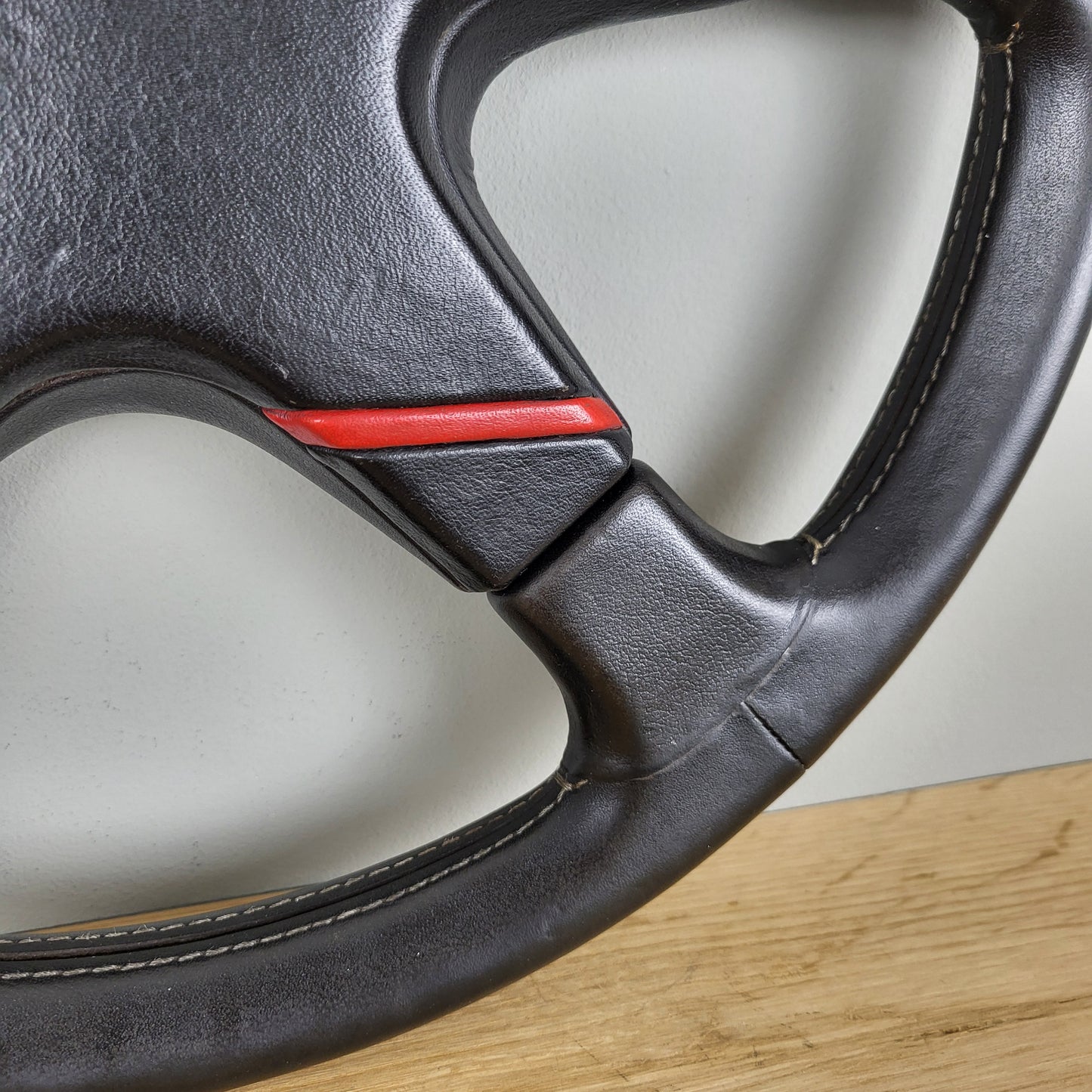 Victor Sport leather steering wheel (1988)