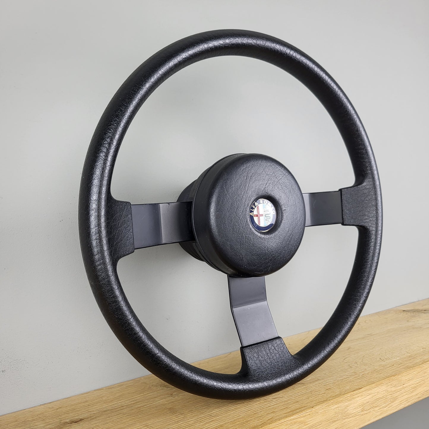 Alfa Romeo 75 Gallino C.P. steering wheel (1985)