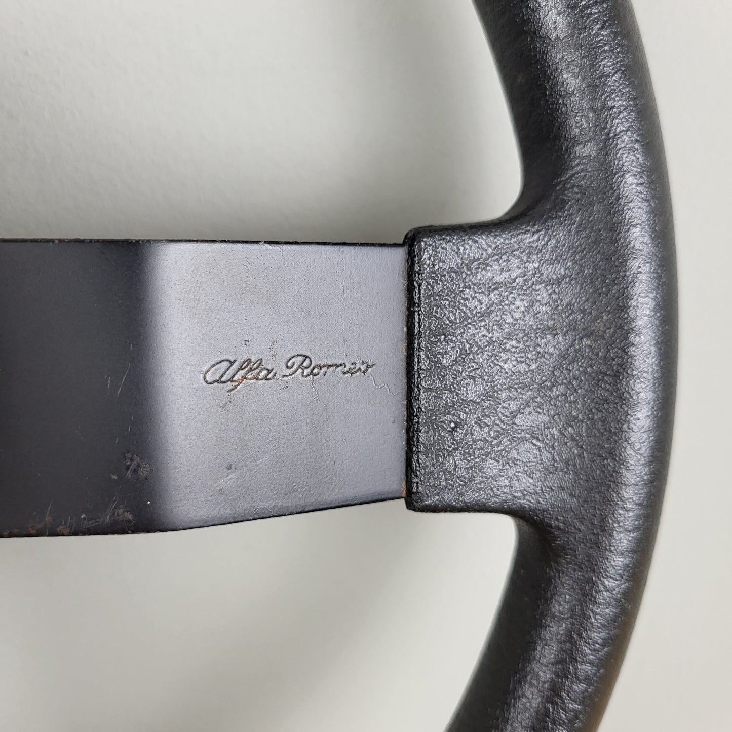 Alfa Romeo 75 Gallino C.P. steering wheel (1985)