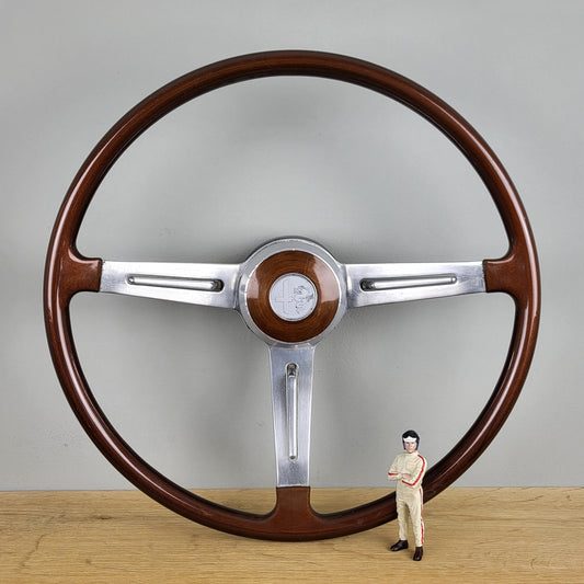 Alfa Romeo Giulia Super Biscione / 1750 Berlina / GTV steering wheel (1970)