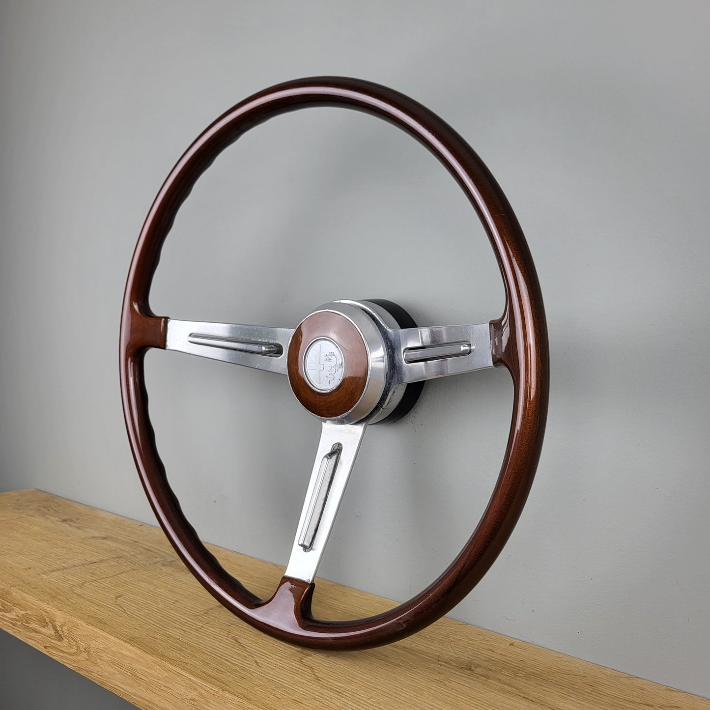 Alfa Romeo Giulia Super Biscione / 1750 Berlina / GTV steering wheel (1970)