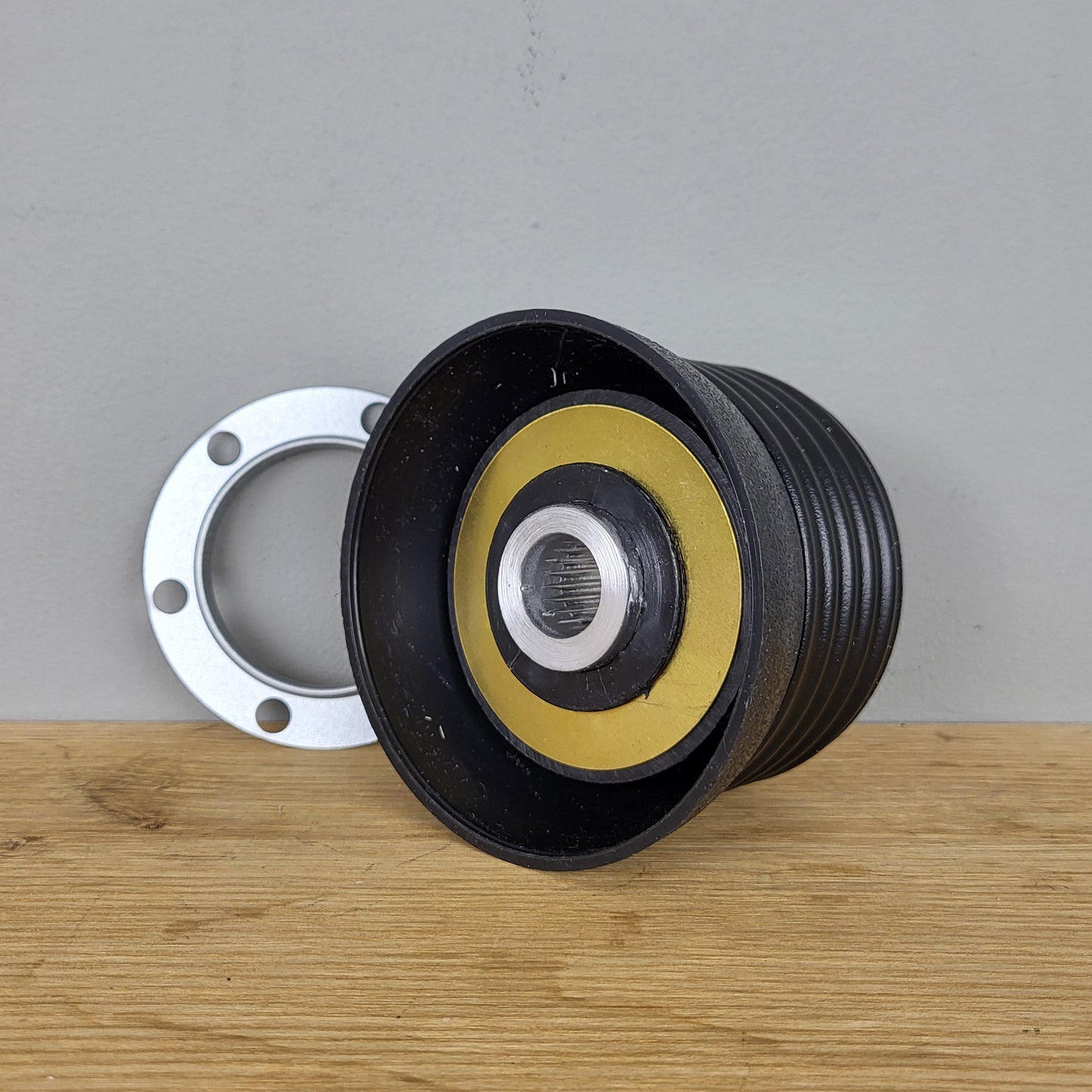 Lancia Beta Coupe / Spider / HPE / Gamma / Saab-Lancia 600 steering wheel hub adapter kit Luisi S3805 (NEW)