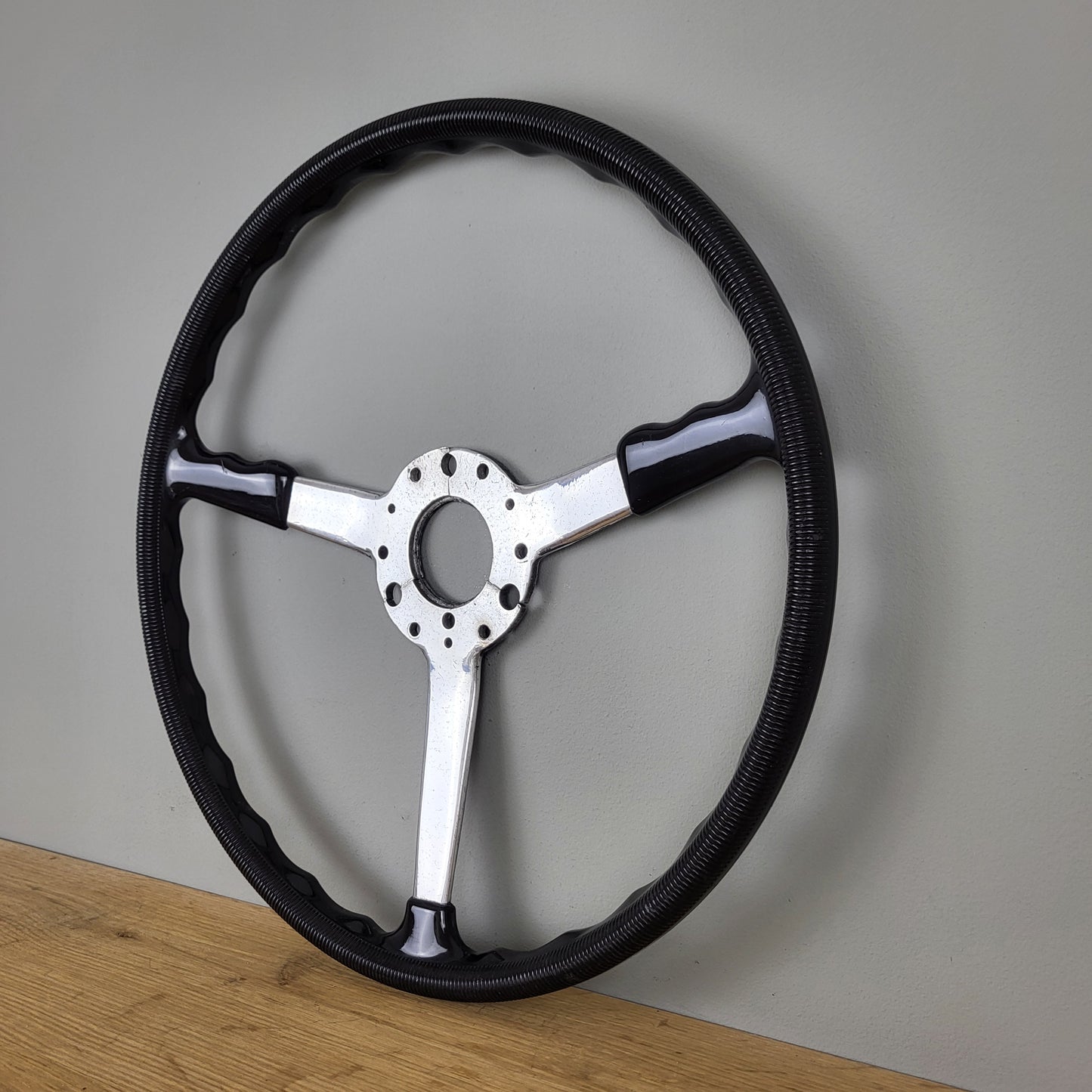Fiat 1200/1500 Pininfarina Cabriolet steering wheel (1959)