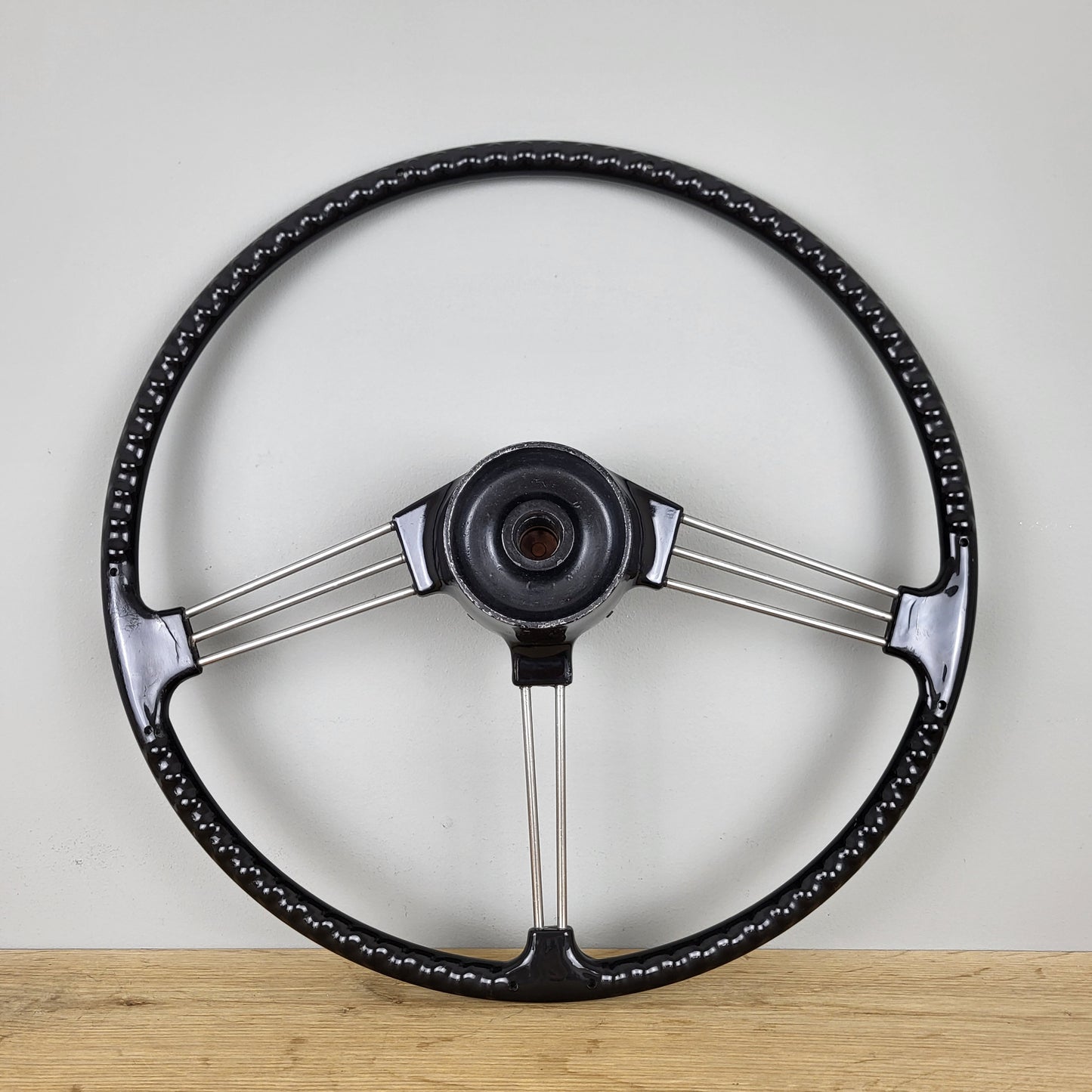 MGB Mk1 banjo spoke steering wheel (1964)