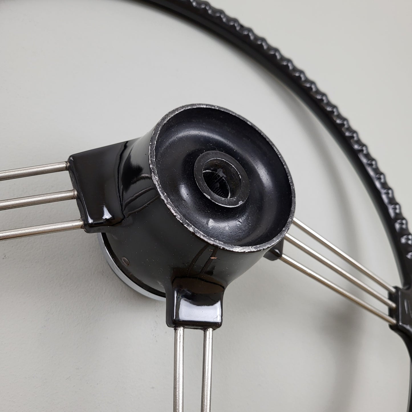 MGB Mk1 banjo spoke steering wheel (1964)