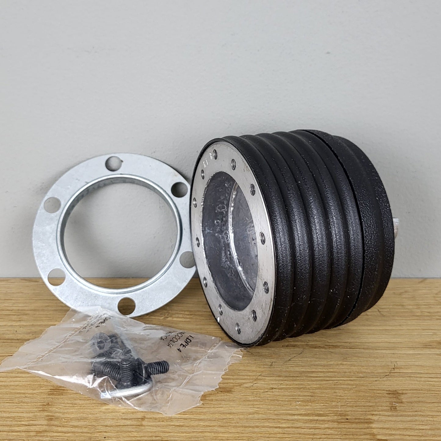 Renault 4 / Safari / 5 / Alpine Turbo steering wheel hub adapter kit Luisi 6108 (NEW)