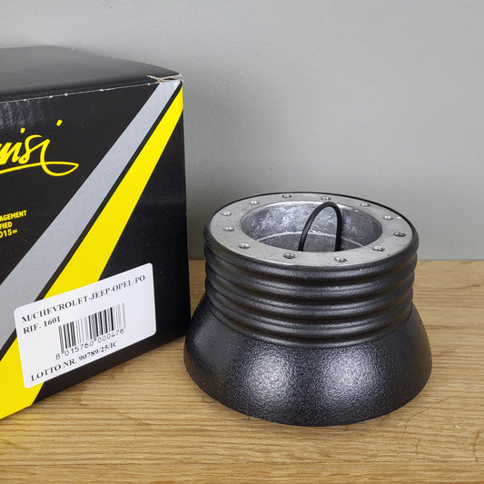 Chevrolet Corvette C3 steering wheel hub adapter kit Luisi 1601 (NEW)