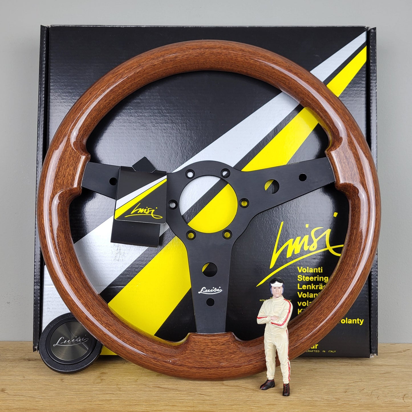 Luisi Montreal 340 mahogany steering wheel (NEW)