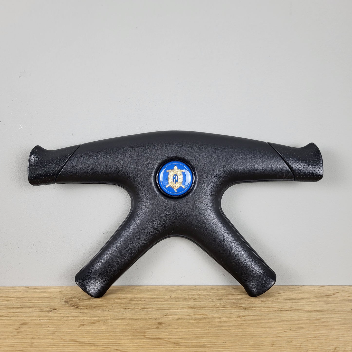 Momo TYP ML38 Tazio Nuvolari wooden steering wheel (1991)