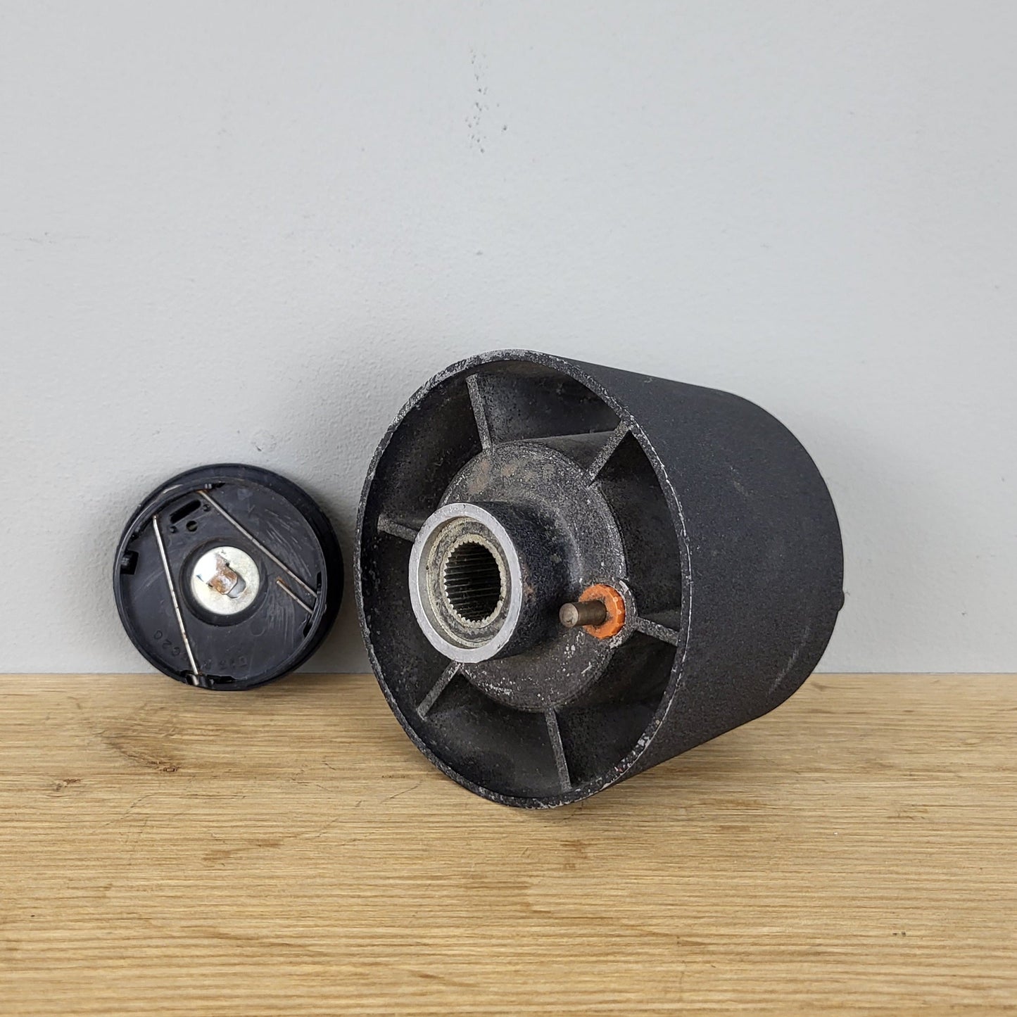 BMW 1502 / 1602 / 1802 / 2002 steering wheel hub adapter kit Personal 3120