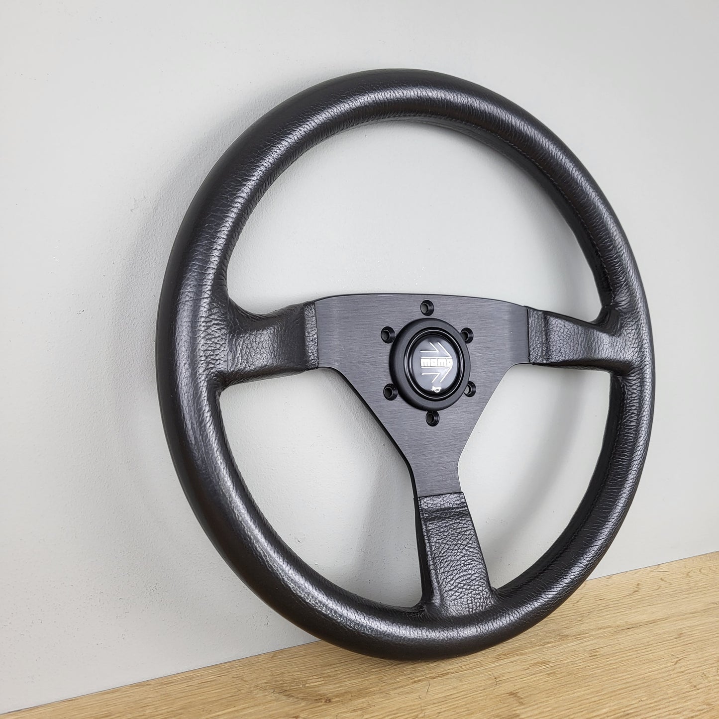 Momo Classic leatherette steering wheel (1984)