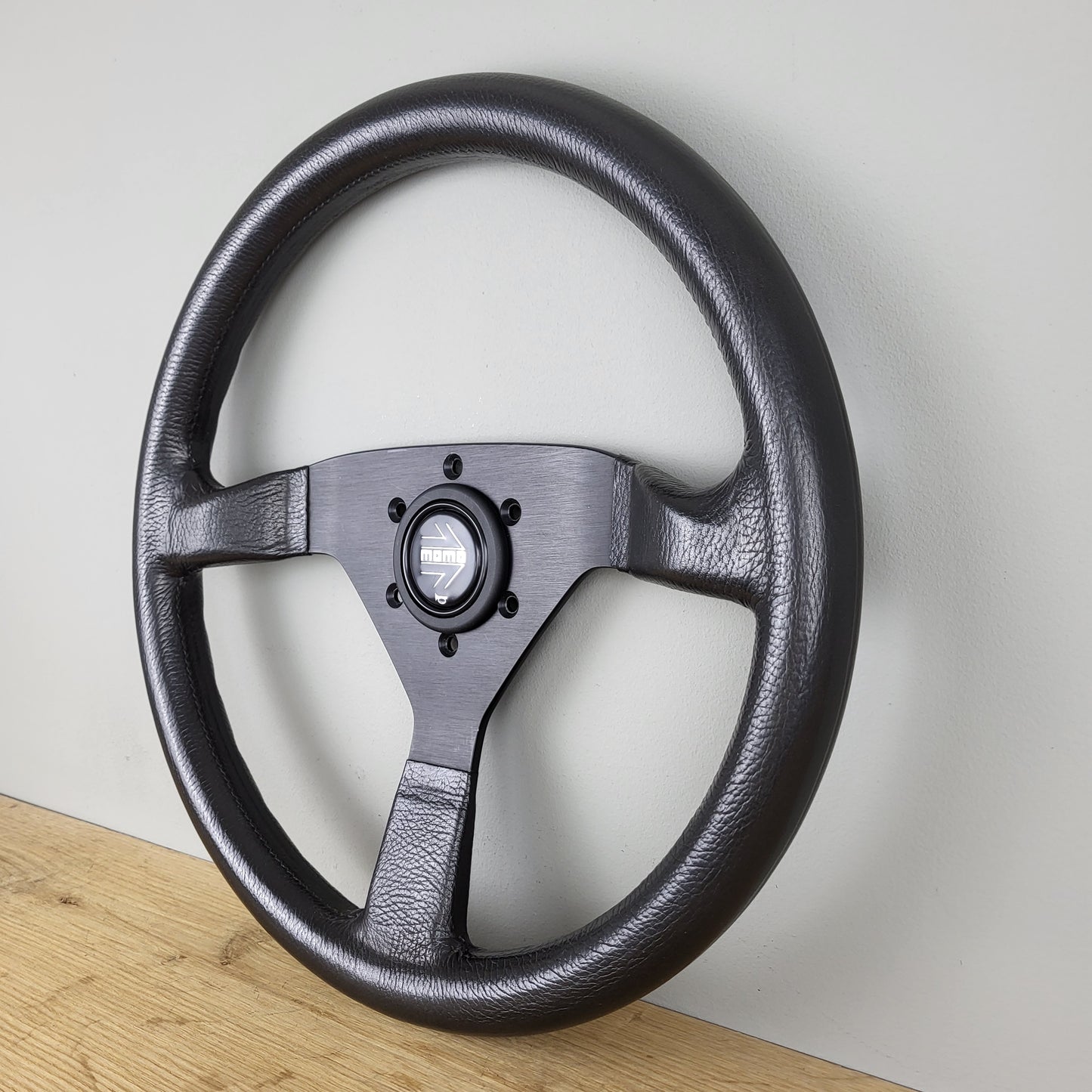 Momo Classic leatherette steering wheel (1984)
