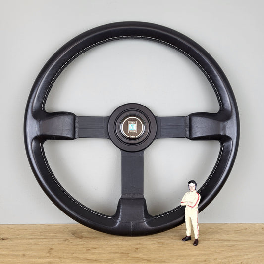 Nardi Techno Evolution black leather steering wheel (1988)