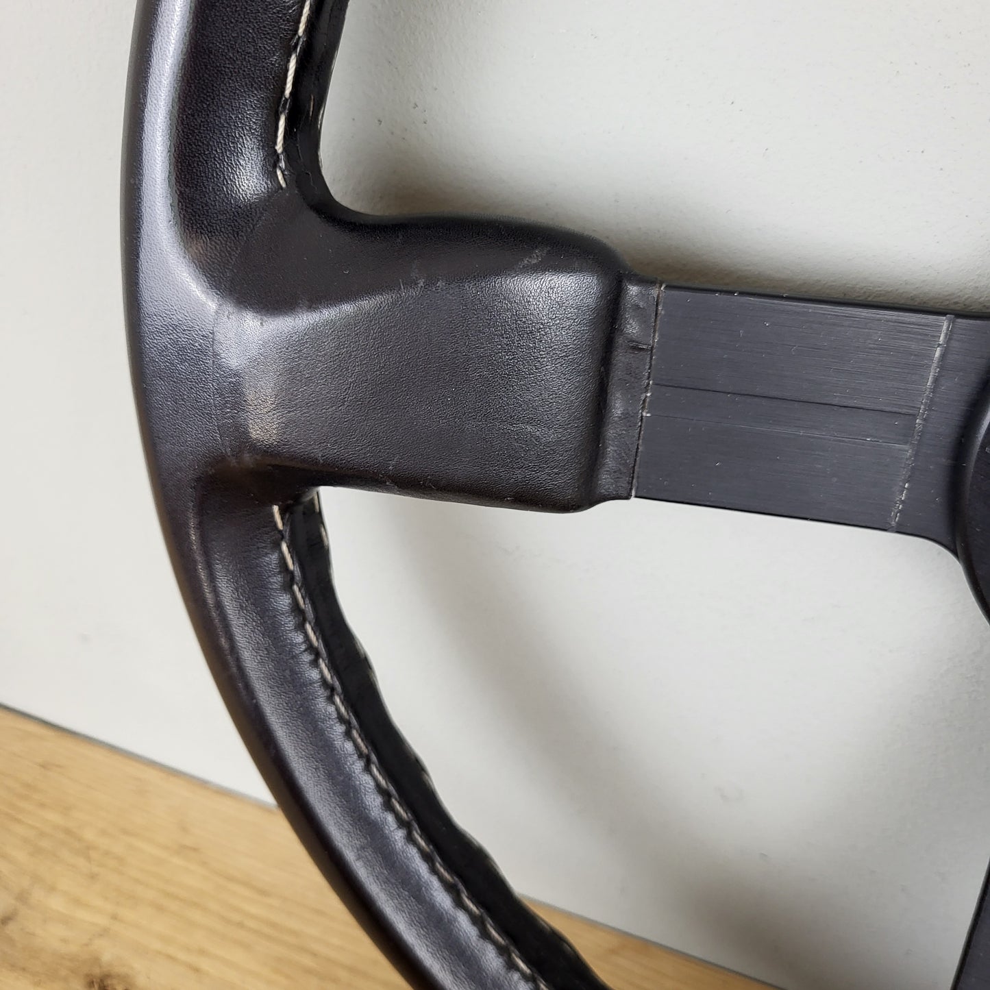 Nardi Techno Evolution black leather steering wheel (1988)