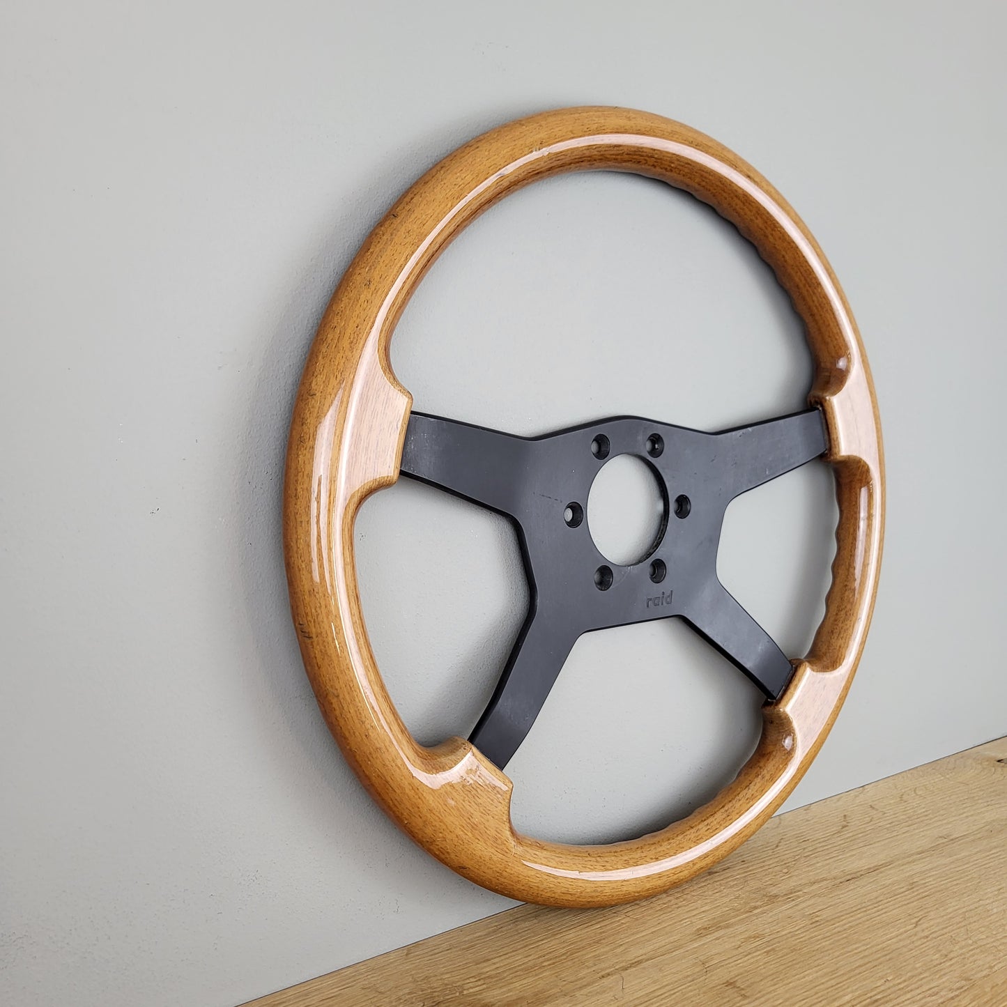 Raid Dino Formel 2 wooden steering wheel (2018)