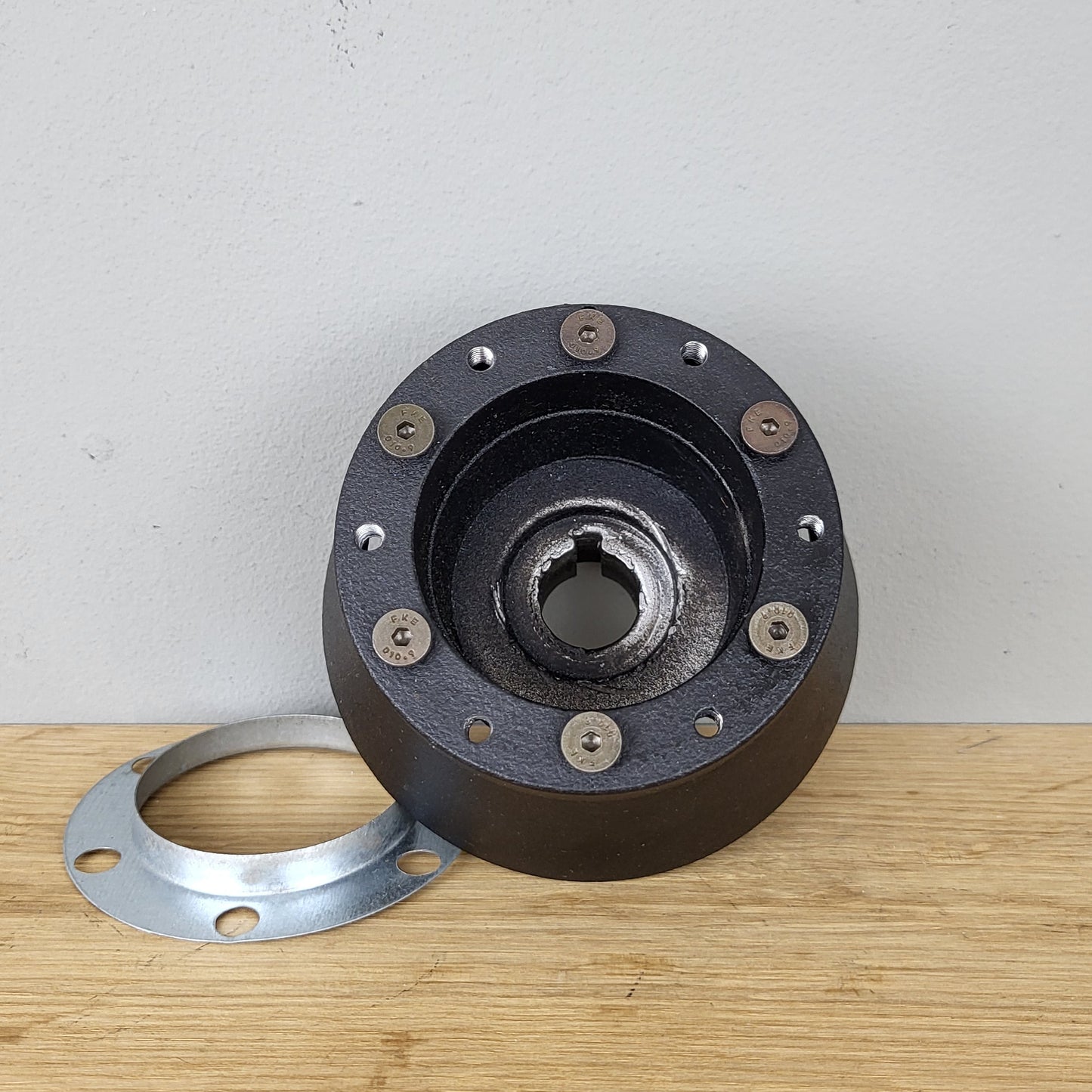 Alfa Romeo Giulia / Sprint GT / GT Junior / Duetto / Junior Zagato steering wheel hub adapter kit Luisi S1001