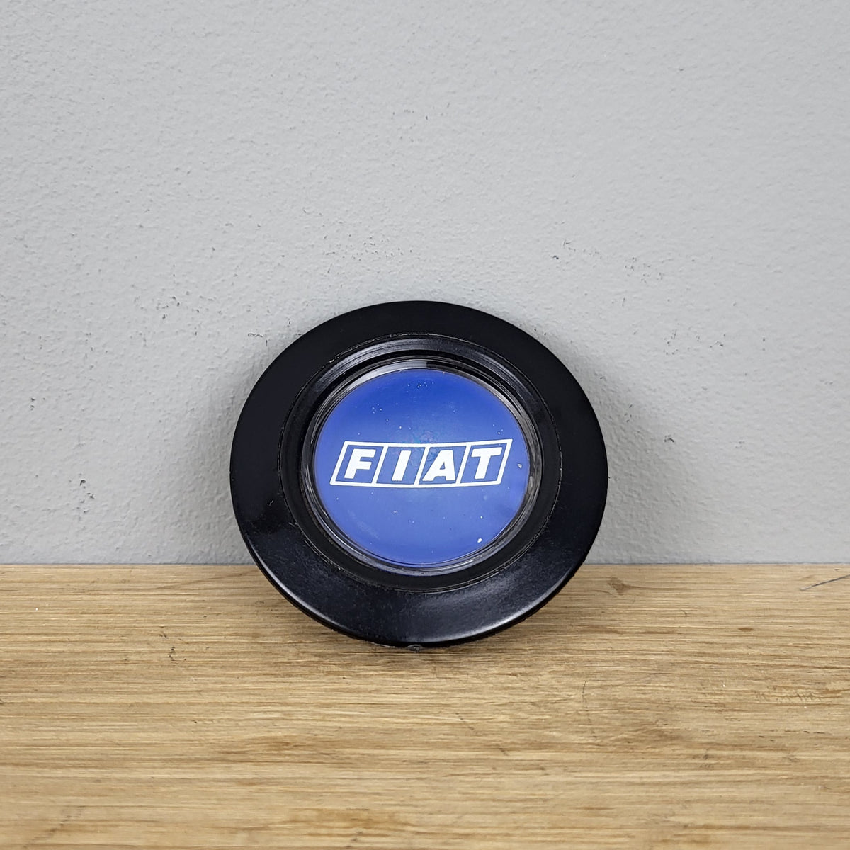Fiat horn push button '70s classic - shallow dish