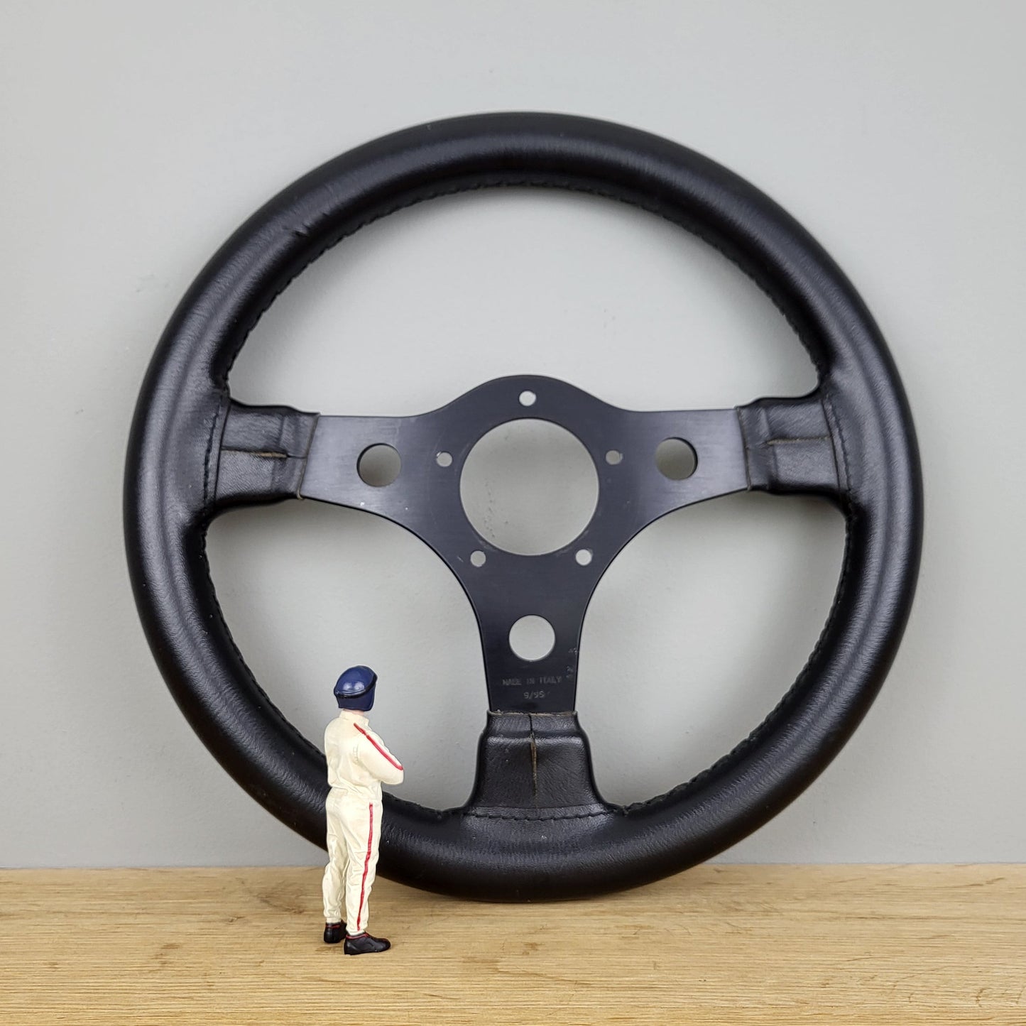 Victor 330 leather steering wheel (1995)