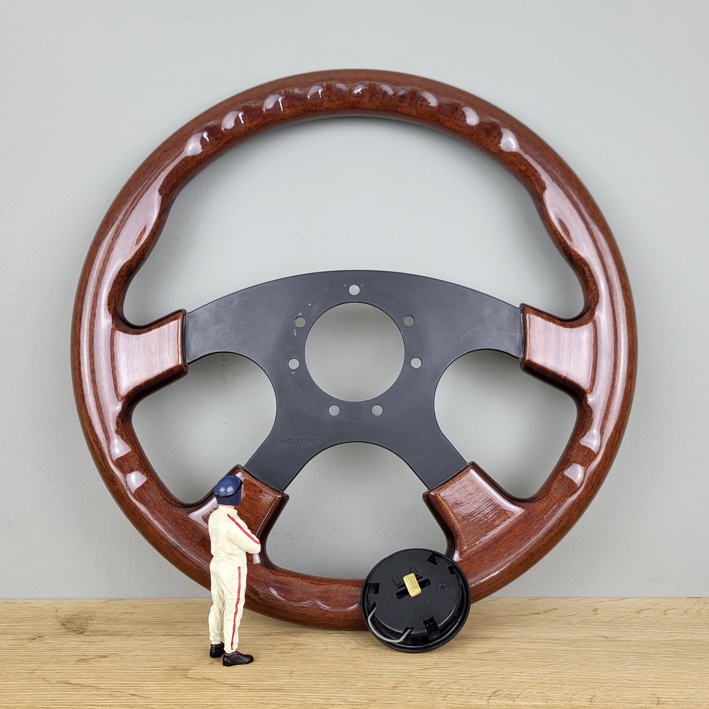 O.B.A. wooden steering wheel (1989) -NOS-