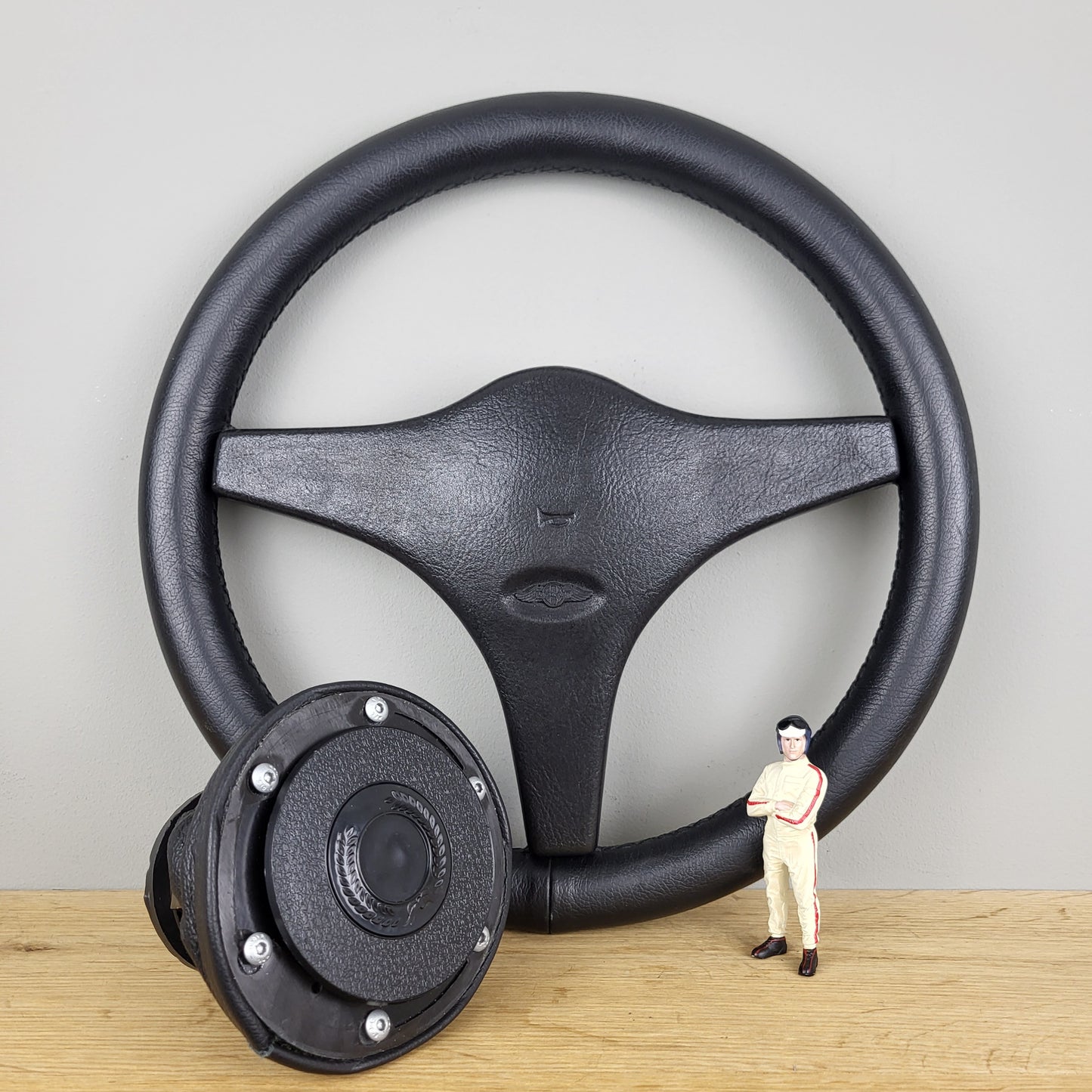 Morgan Plus Four / Plus Eight leather steering wheel Astrali (2002)