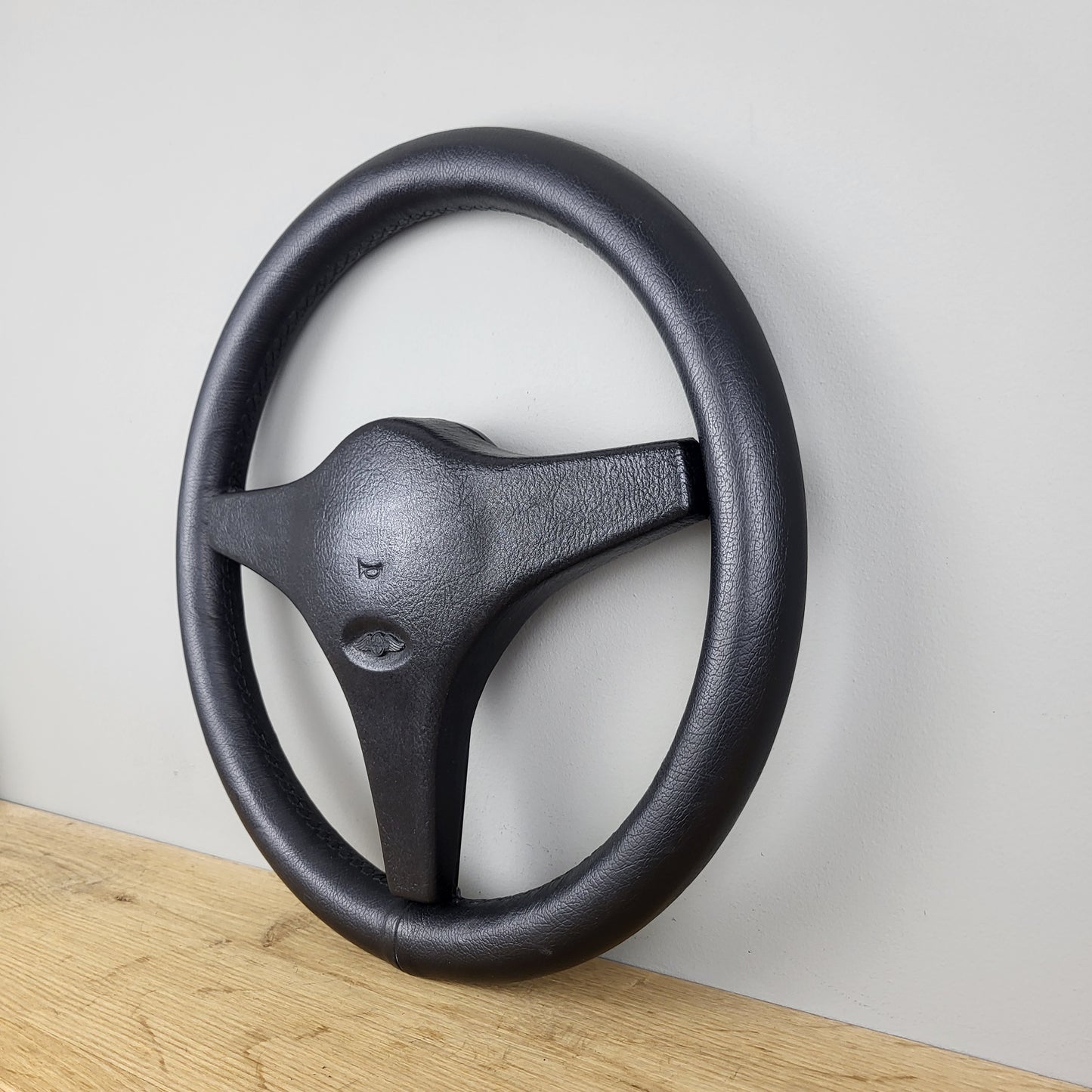Morgan Plus Four / Plus Eight leather steering wheel Astrali (2002)