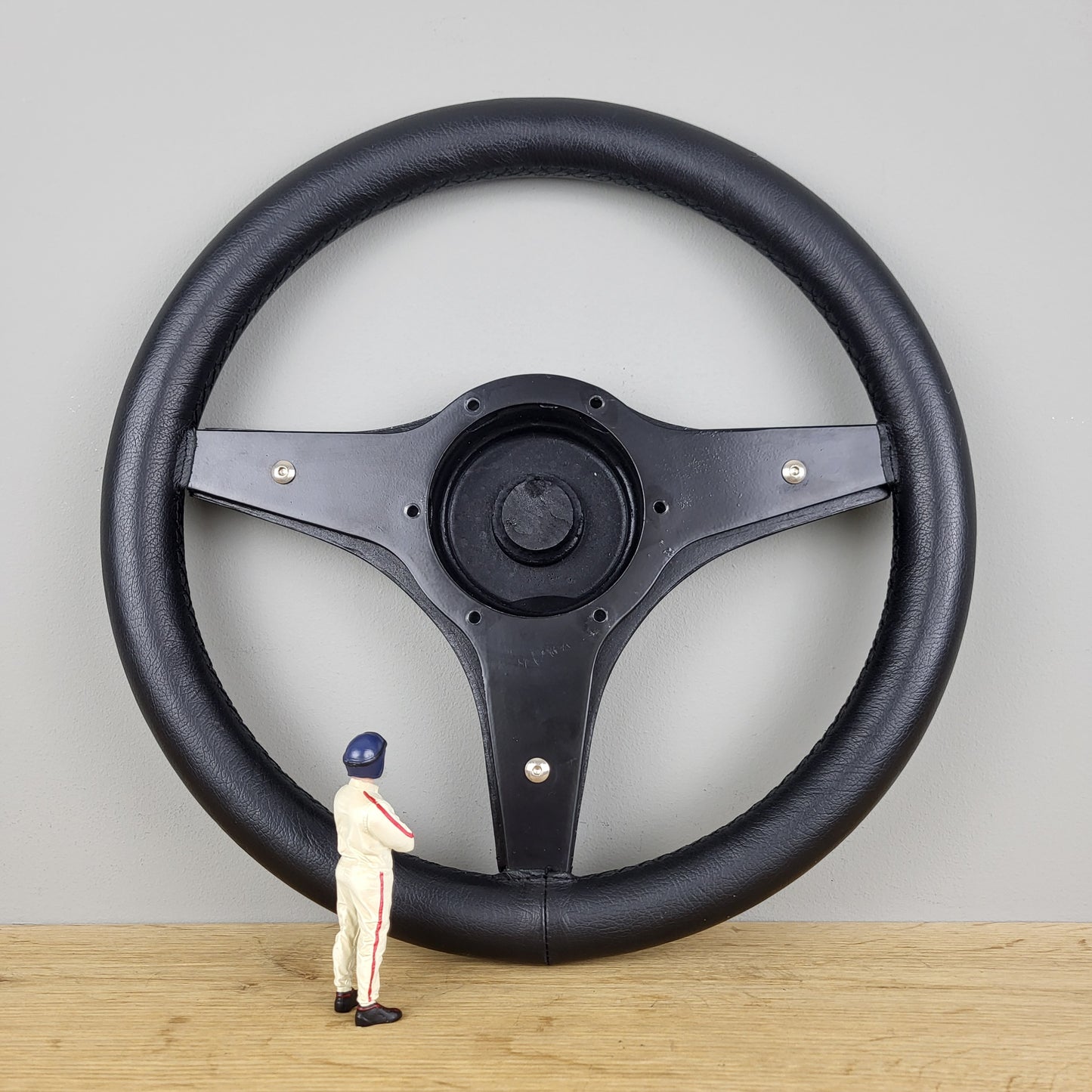 Morgan Plus Four / Plus Eight leather steering wheel Astrali (2002)