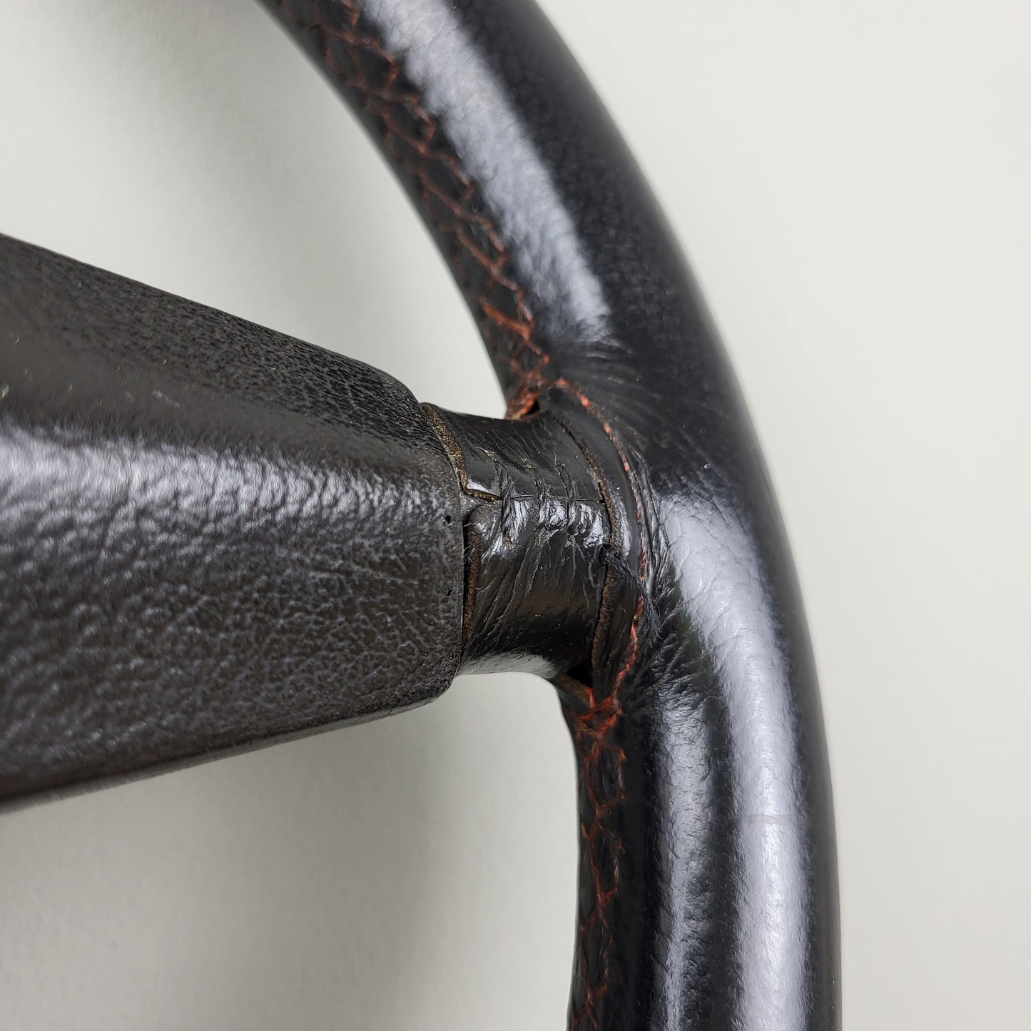 MG Metro Mk1 leather steering wheel (1983)